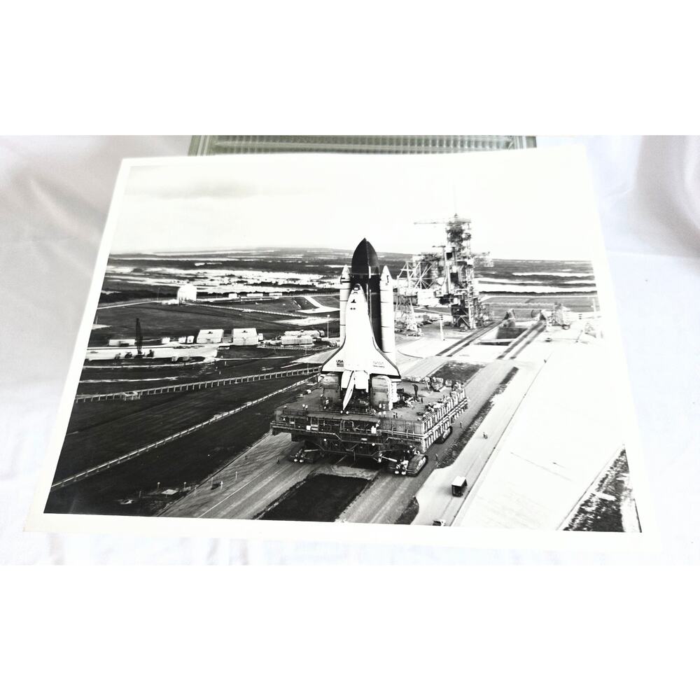 3 NASA Space Shuttle Columbia Original Picture & Postcards Pictures - Picture 3 of 6